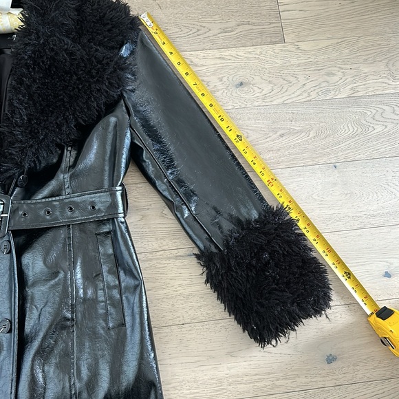 7 FOR ALL MANKIND vegan leather Patent Faux Fur Trimmed Trench Coat size M - Picture 6 of 11